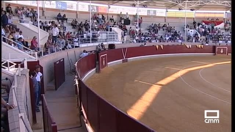 Certamen 'Alfarero de Plata': Novillada sin caballos desde Villaseca de la Sagra 